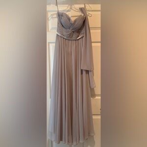 Elegant Strapless Dress in Taupe